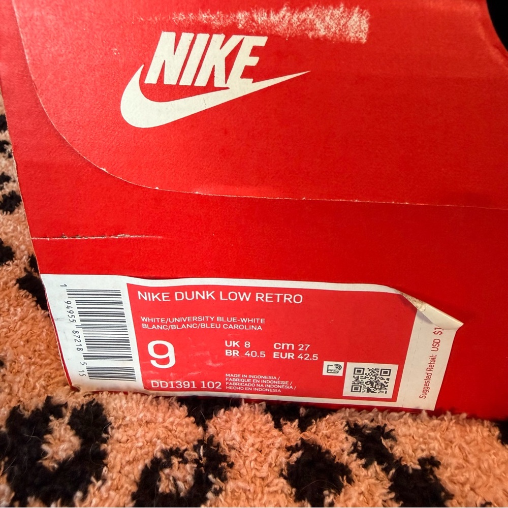 Nike University Dunks - Mens US 9 - Picture 5 of 5